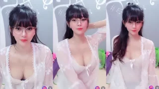 Kak Mei cantik banget mulus idaman deh