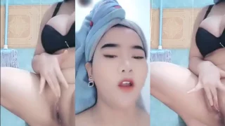 Amoy Colmek Squirt Dikamar Mandi Sugar Live » AVTub