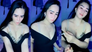 Cherry Pamer Belahan Dada Mango Live