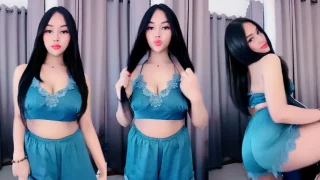 Ketika Selebgram Cantik Jadi Host di Aplikasi Mango 18+