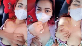 Live dalam Mobil Sambil Remas uting Nenen Kak Manda Red Hair