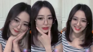 Tiffany Host Cantik Mango Live