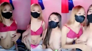 Vanzah Duo Gadis Pamerin Toket Masing2