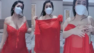 Susu Gede Uting Kak Rachel Red Lingerie
