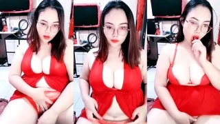 Gaun Merah Menggoda Dewi Tobrut ID 85004974 HOT51