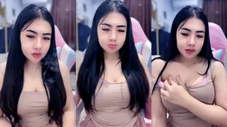 Anggun Versi Full Muka Pamer Tubuh Sexy Gini HOT51