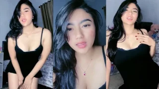 Liatin Aku Boleh Sambil Ngocok Mrc Amoura ID 49739900 Mango