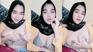 Mamih Ratu Hijab Akhirnya Pamer Uting ID 68839564 Mango